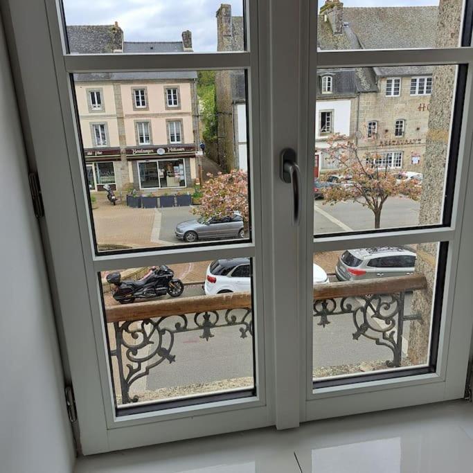 Lumiere Et Confort En Centre Apartment Huelgoat